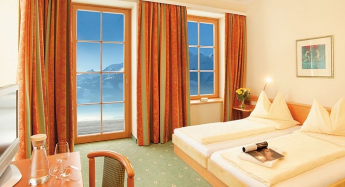 Hotel Grand, Zell am See ski chalet, image 4